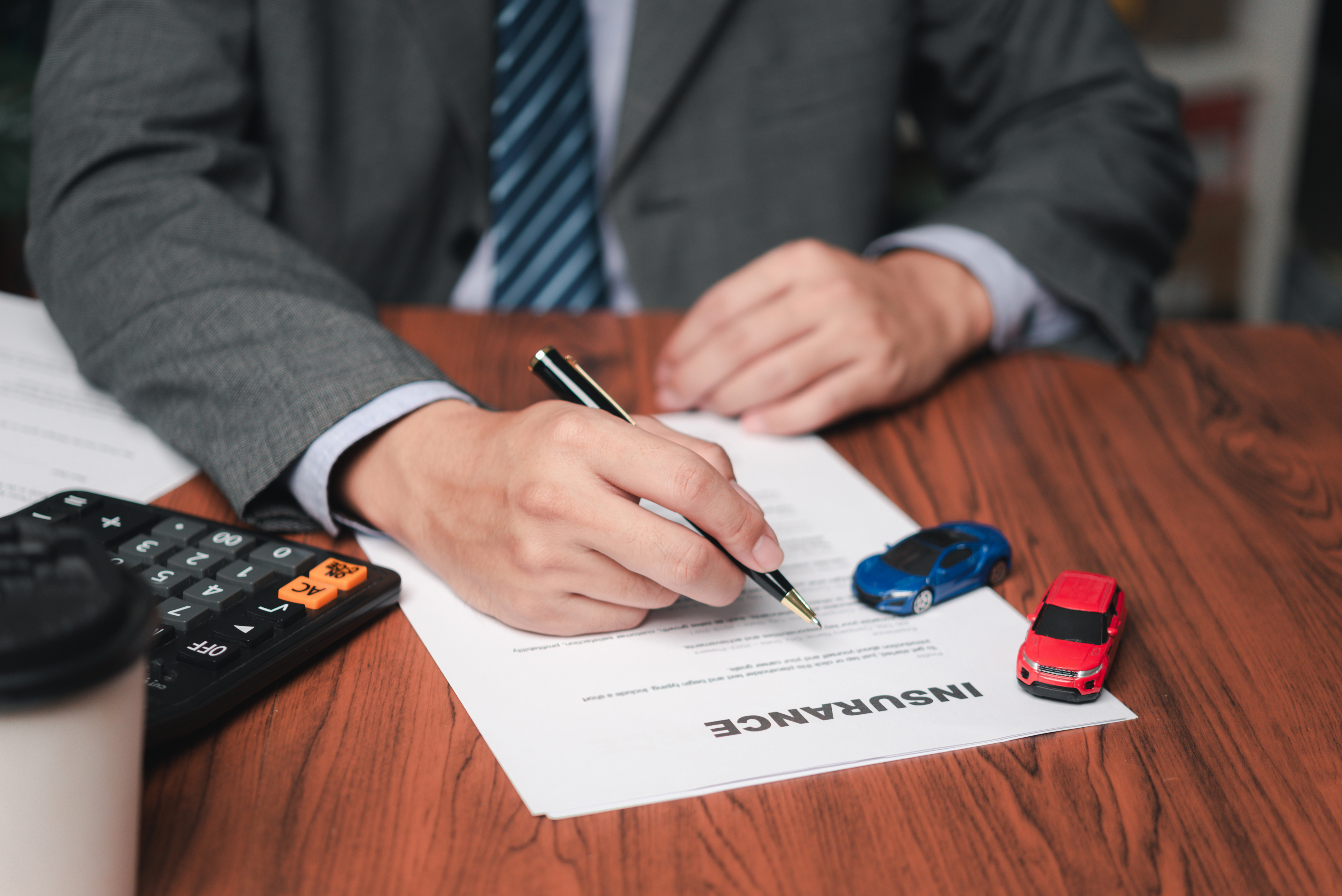 Signing car insurance documents